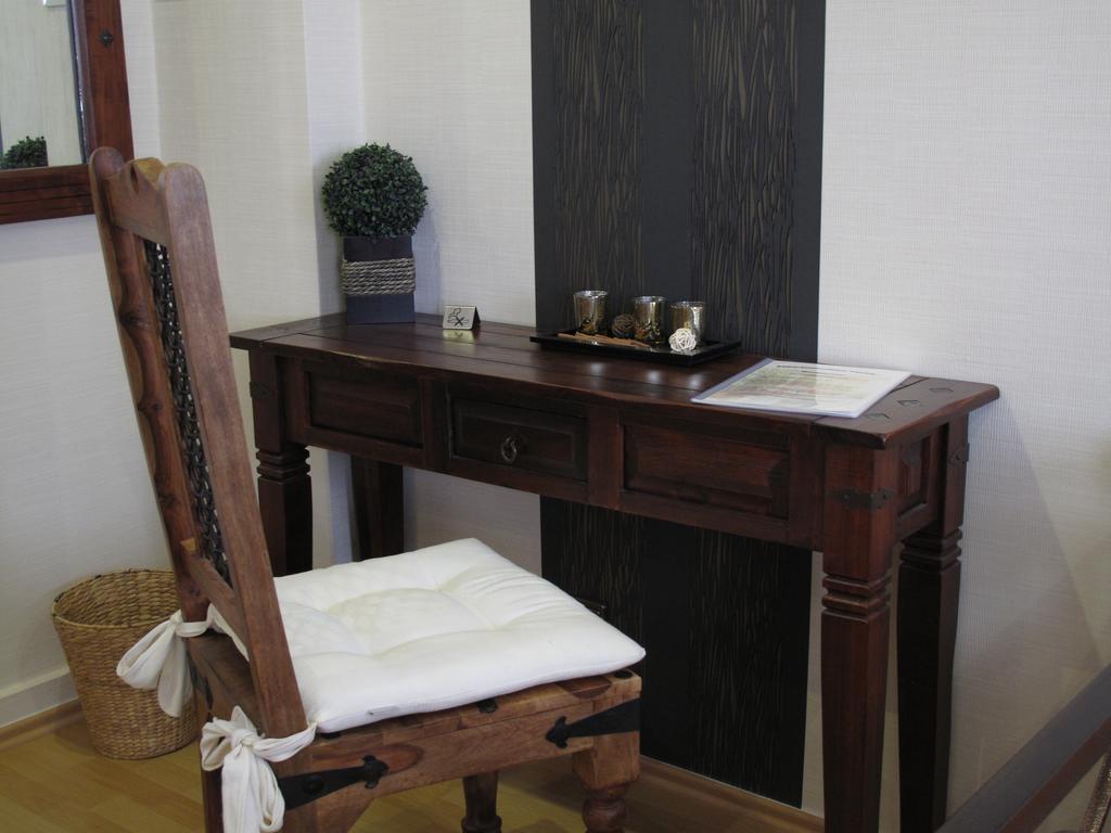 Pension Appartementhaus Central Nordhausen Rum bild